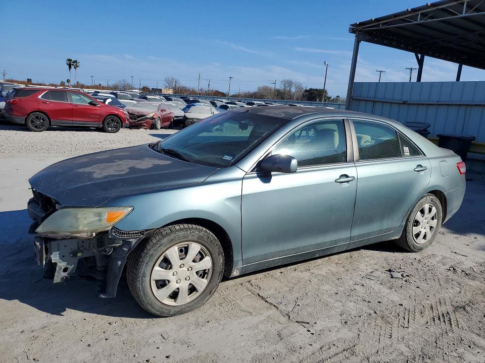 TOYOTA CAMRY 2011 z numerem VIN 4T1BF3EK3BU619170 - Zdjęcie z aukcji