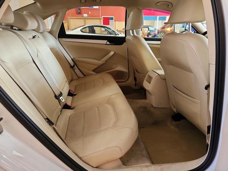 Photo 10 from auction – 2012 VOLKSWAGEN PASSAT with VIN 1VWBP7A34CC096365