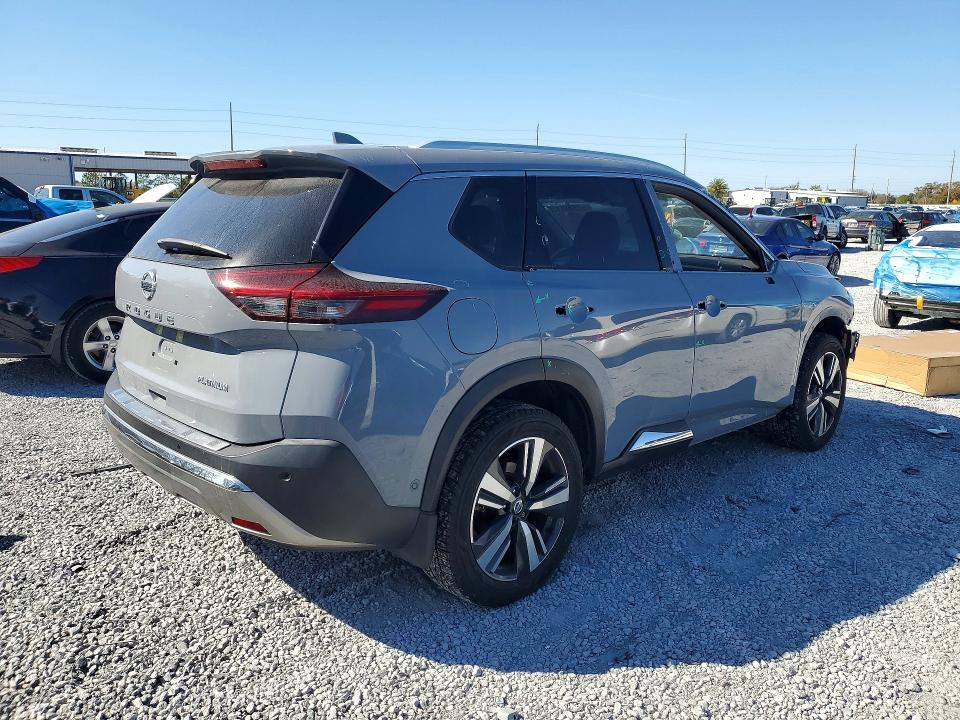 Photo 3 from auction – 2021 NISSAN ROGUE with VIN JN8AT3DC5MW105044
