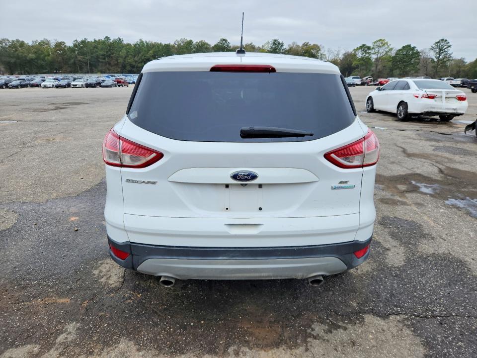 Photo 6 from auction – 2016 FORD ESCAPE with VIN 1FMCU0GX1GUC30438