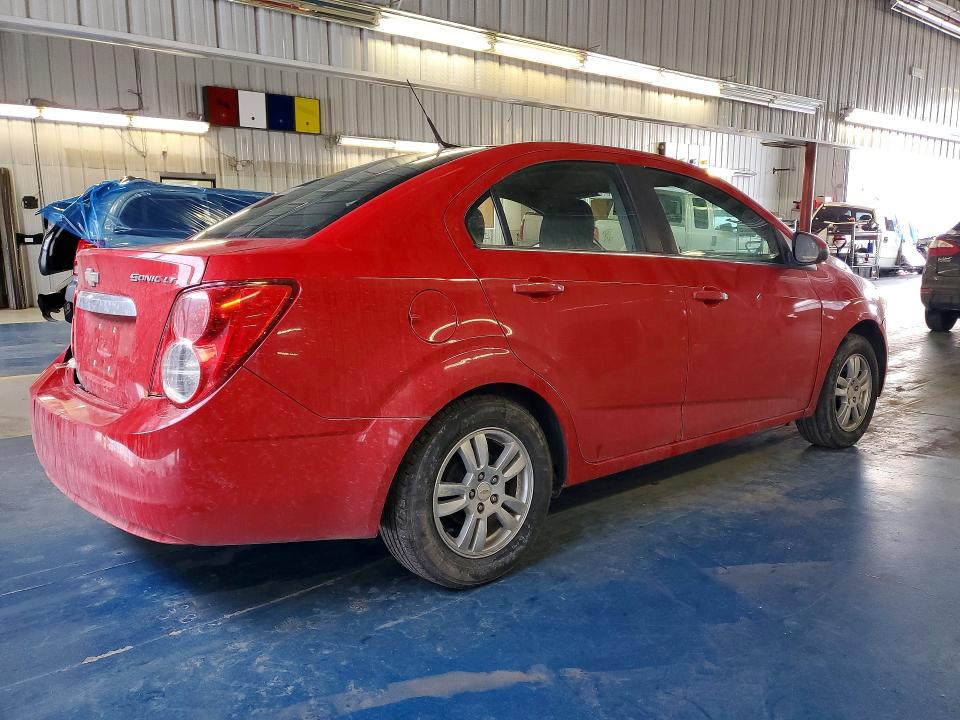 Photo 3 from auction – 2012 CHEVROLET SONIC LT with VIN 1G1JD5SH5C4156629