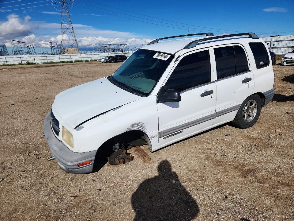 CHEVROLET TRACKER 1999 with VIN 2CNBJ13C2X6921196 - Photo from auction