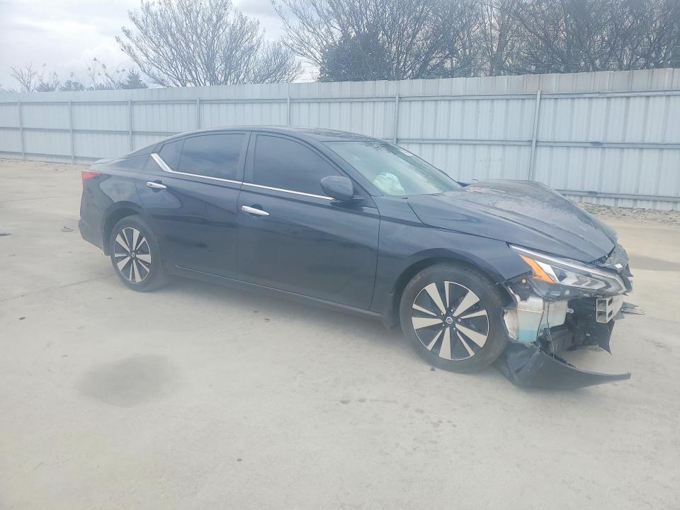 Zdjęcie 4 z aukcji – 2022 NISSAN ALTIMA z VIN 1N4BL4DV2NN343387