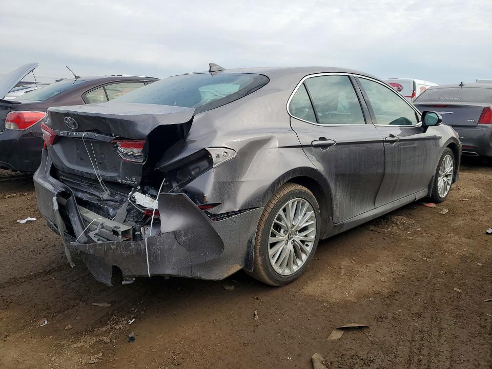 Photo 3 from auction – 2020 TOYOTA CAMRY with VIN 4T1F31AK2LU535945