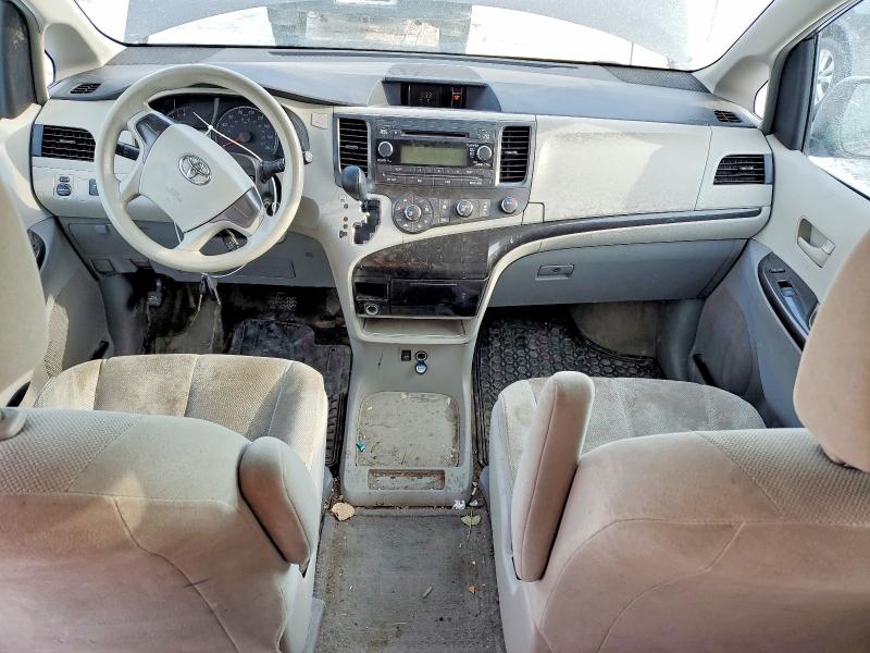 Photo 8 from auction – 2013 TOYOTA SIENNA with VIN 5TDZK3DC6DS390838
