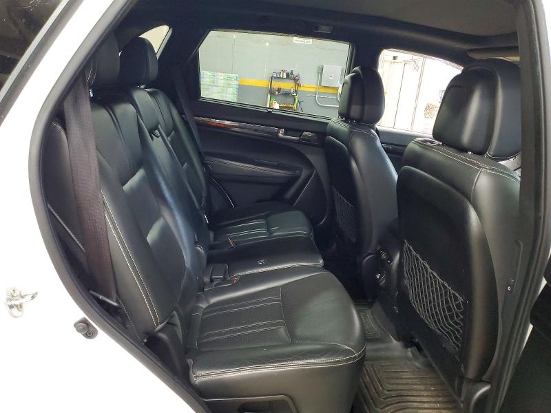Photo 11 from auction – 2014 KIA SORENTO SX with VIN 5XYKWDA77EG443483