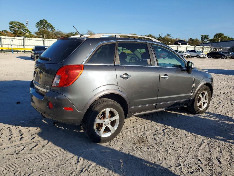 Photo 3 from auction – 2013 CHEVROLET CAPTIVA with VIN 3GNAL3EKXDS546351