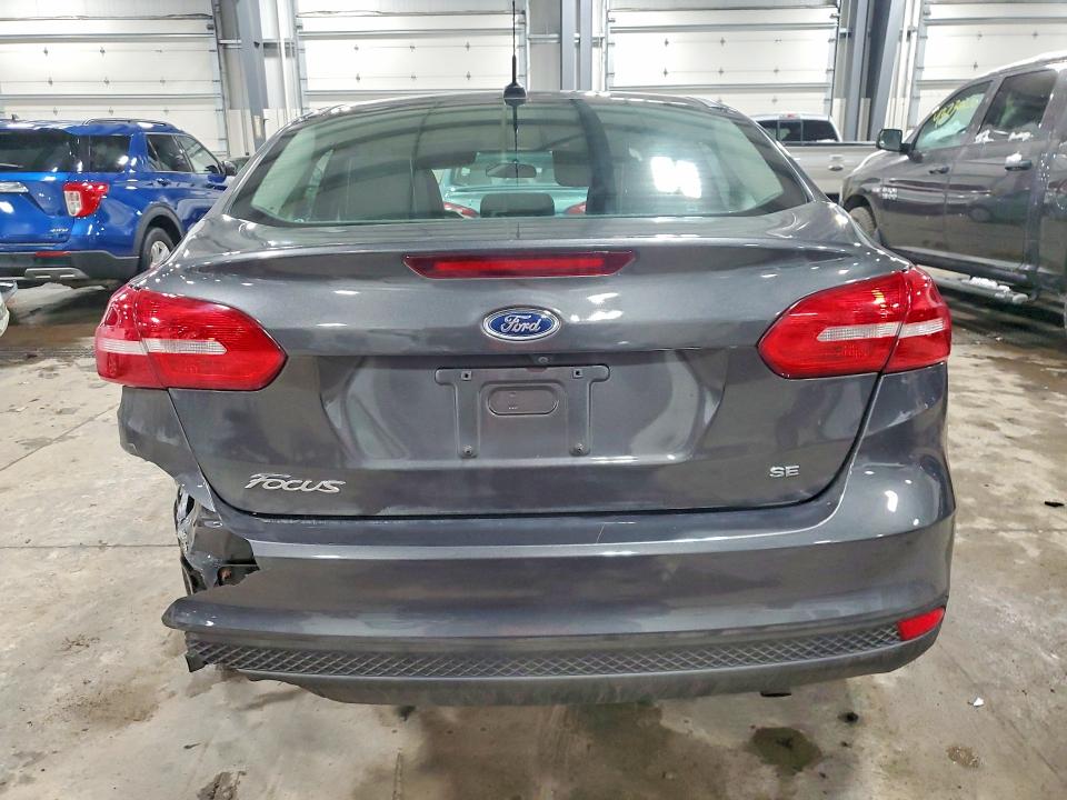 Photo 6 from auction – 2016 FORD FOCUS SE with VIN 1FADP3F20GL303351