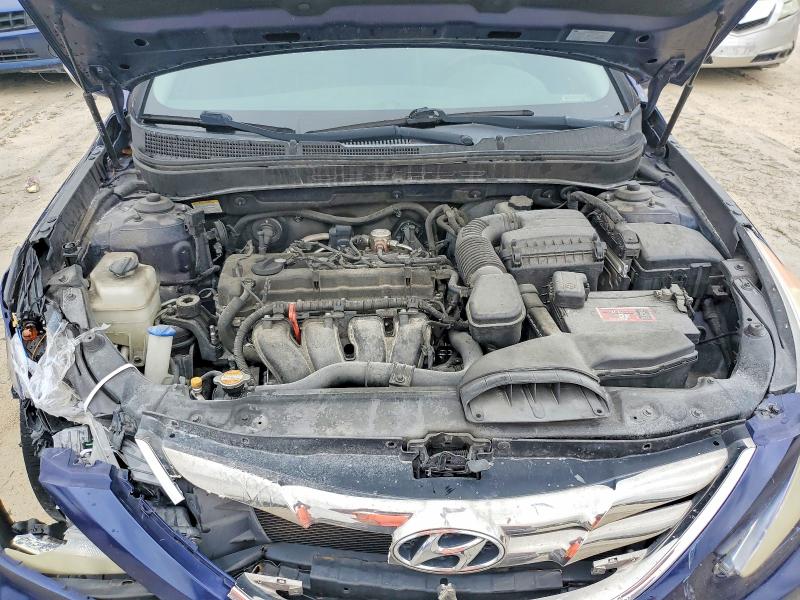 Photo 11 from auction – 2011 HYUNDAI SONATA with VIN 5NPEC4AC8BH141918