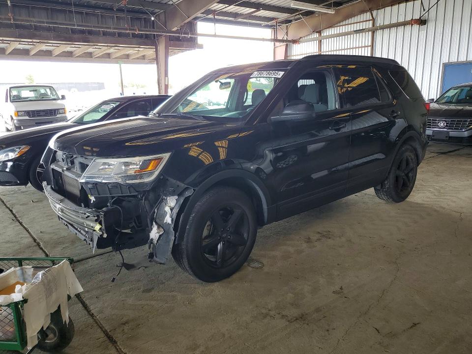 FORD EXPLORER 2018 with VIN 1FM5K7D88JGA36354 - Photo from auction