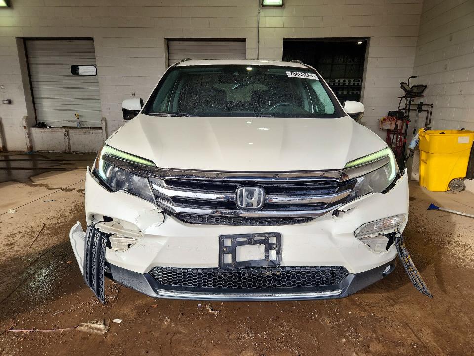 Photo 5 from auction – 2017 HONDA PILOT with VIN 5FNYF6H91HB029625