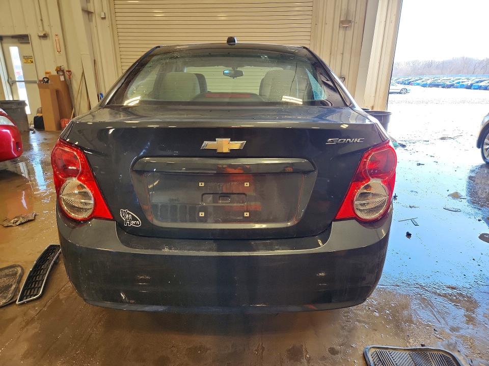 Photo 6 from auction – 2016 CHEVROLET SONIC LS with VIN 1G1JA5SH4G4112264
