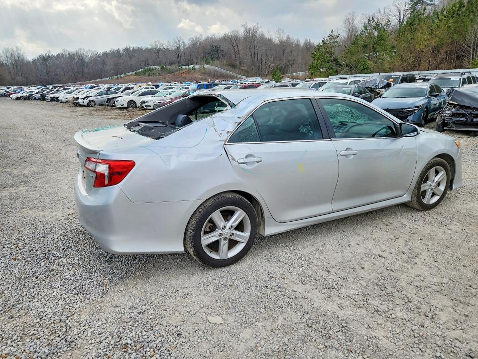 Photo 3 from auction – 2012 TOYOTA CAMRY with VIN 4T1BF1FK3CU089710
