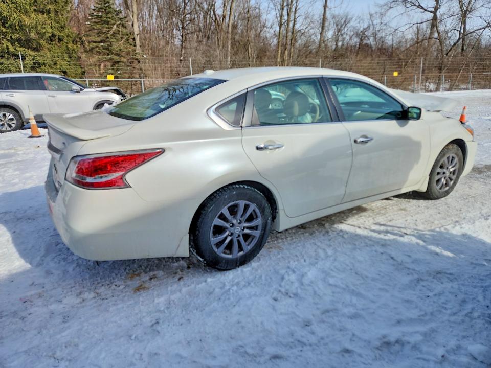 Photo 3 from auction – 2015 NISS ALTIMA with VIN 1N4AL3AP8FC491214
