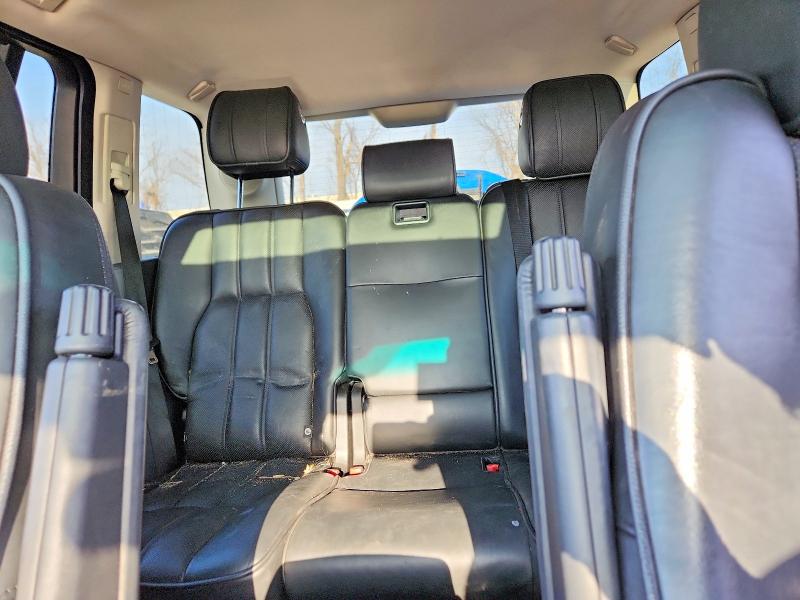 Photo 10 from auction – 2012 LAND ROVER RANGE ROVER with VIN SALMF1D43CA373060