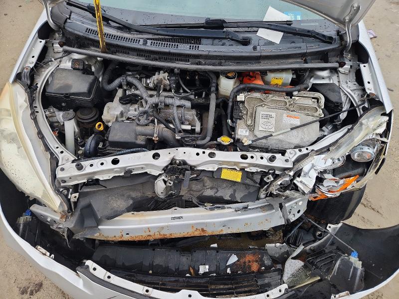 Photo 11 from auction – 2013 TOYOTA PRIUS C with VIN JTDKDTB30D1551437