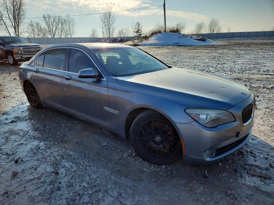 Photo 4 from auction – 2012 BMW 750 with VIN WBAKB8C51CC965264