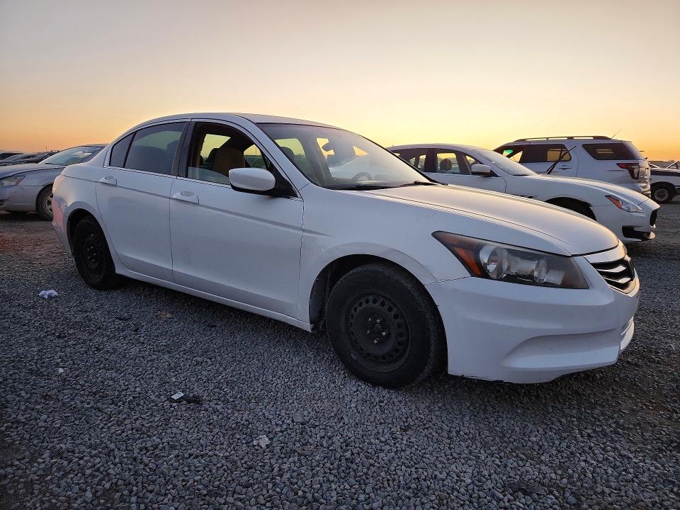 Photo 4 from auction – 2012 HONDA ACCORD with VIN 1HGCP2F30CA112867