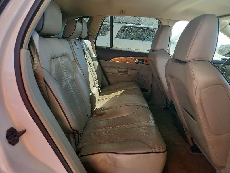 Photo 11 from auction – 2011 LINCOLN MKX with VIN 2LMDJ6JK0BBJ14972