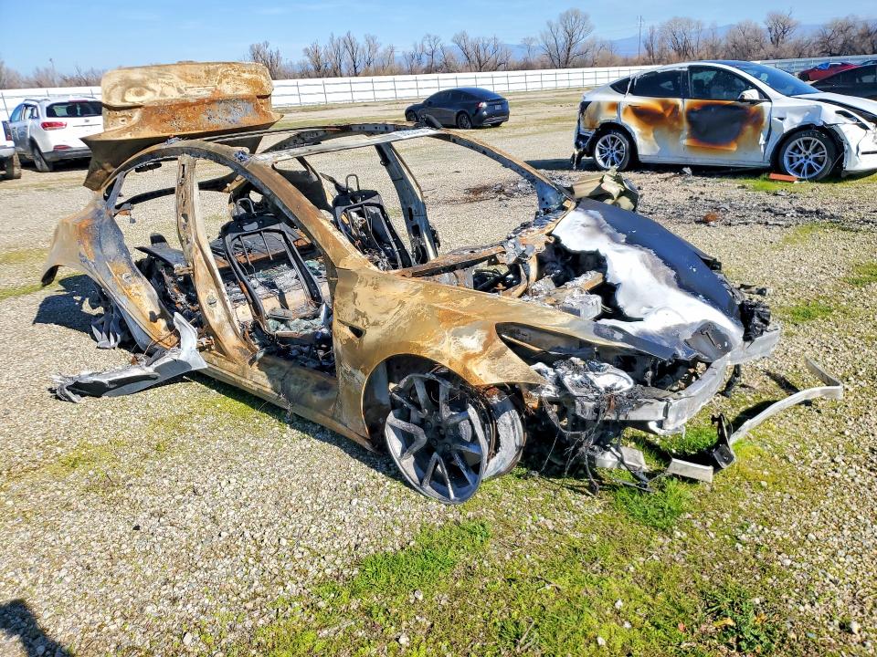 Photo 4 from auction – 2022 TESLA MODEL 3 with VIN 5YJ3E1EB5NF294700