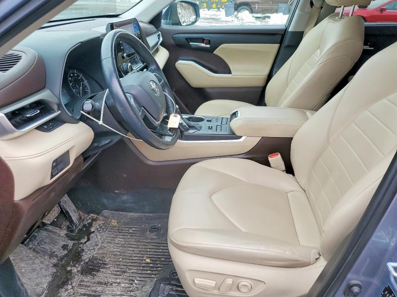Photo 7 from auction – 2021 TOYOTA HIGHLANDER with VIN 5TDHZRBH6MS097191
