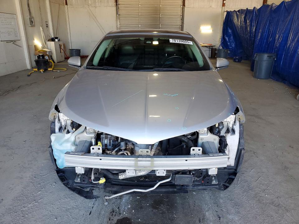Foto 5 de la subasta – 2016 LINCOLN MKZ con VIN 3LN6L2GK0GR606246