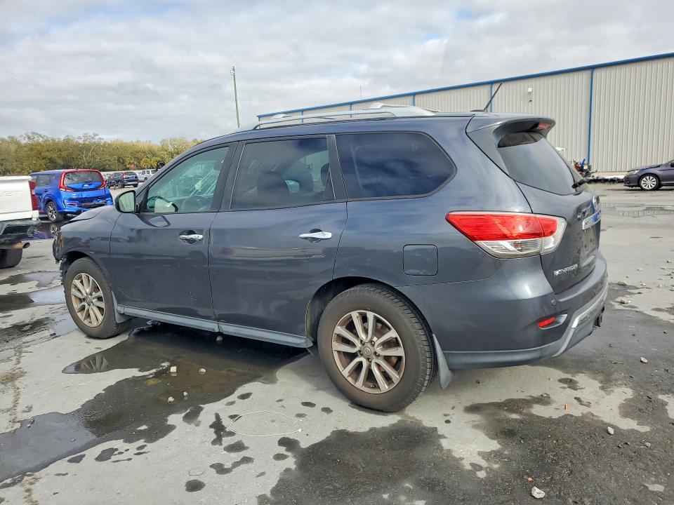 Photo 2 from auction – 2014 NISSAN PATHFINDER with VIN 5N1AR2MN5EC645823