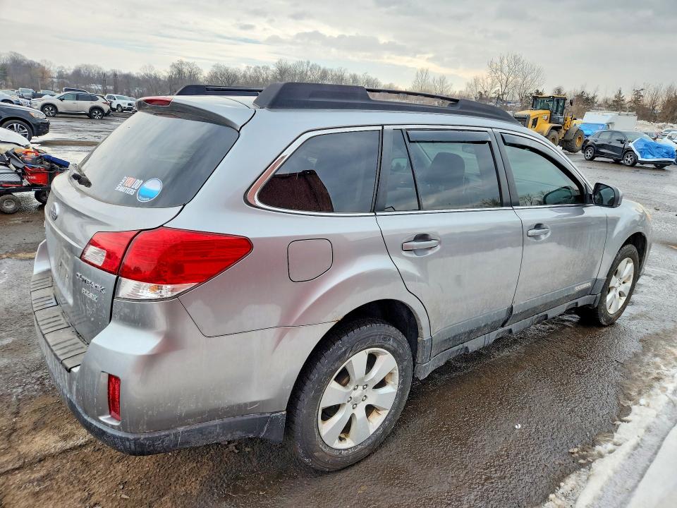 Photo 3 from auction – 2011 SUBARU OUTBACK 2. with VIN 4S4BRBCC9B3356282