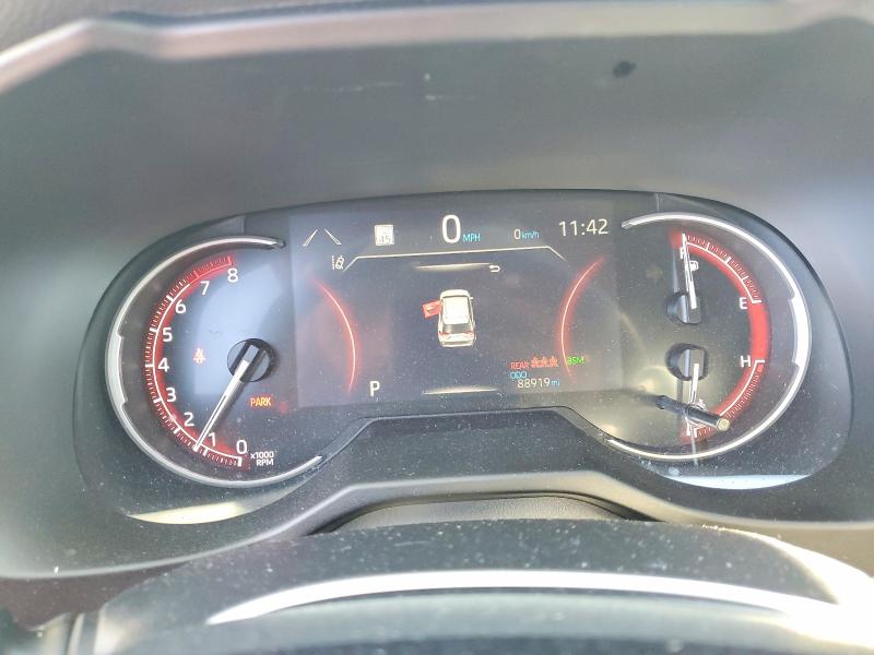 Photo 9 from auction – 2023 TOYOTA RAV4 with VIN 2T3C1RFV9PW270237