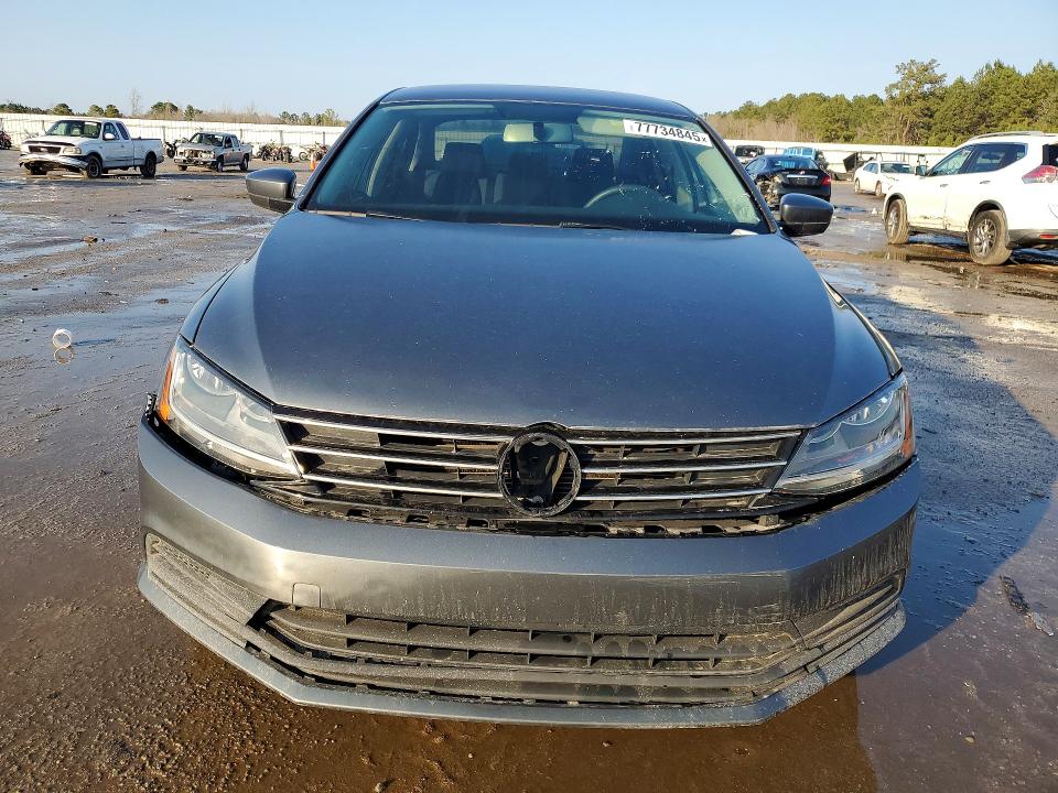 Photo 5 from auction – 2018 VOLKSWAGEN JETTA with VIN 3VW2B7AJ8JM237124
