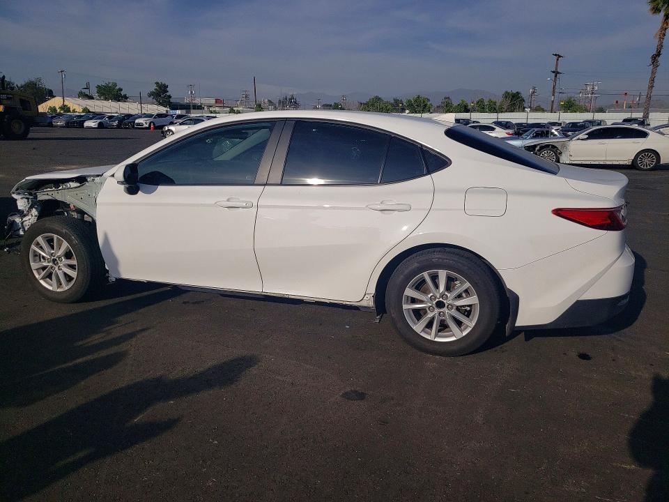 Photo 2 from auction – 2025 TOYOTA CAMRY with VIN 4T1DAACK8SU077157