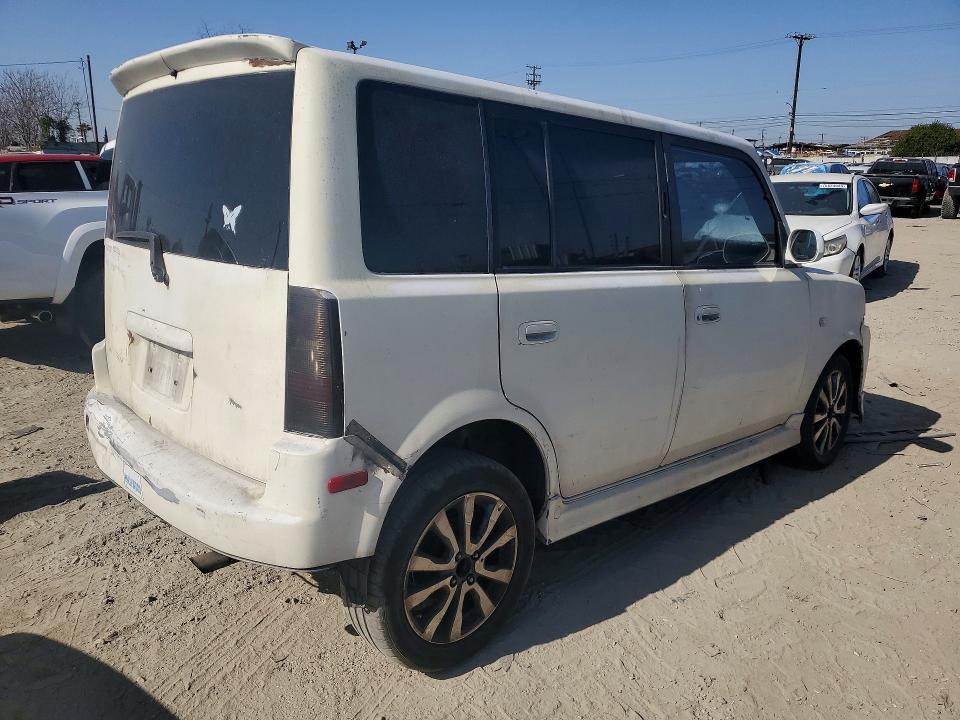 Photo 3 from auction – 2004 TOYOTA SCION XB with VIN JTLKT324240153314