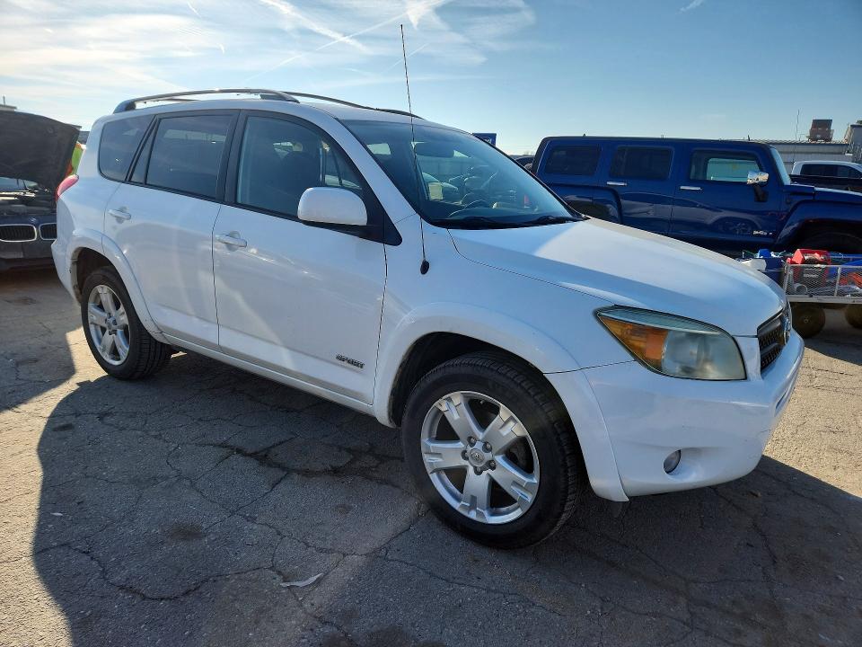 Photo 4 from auction – 2006 TOYOTA RAV4 with VIN JTMZK32VX65005469