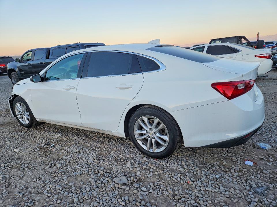 Photo 2 from auction – 2018 CHEVROLET MALIBU with VIN 1G1ZD5ST3JF129390
