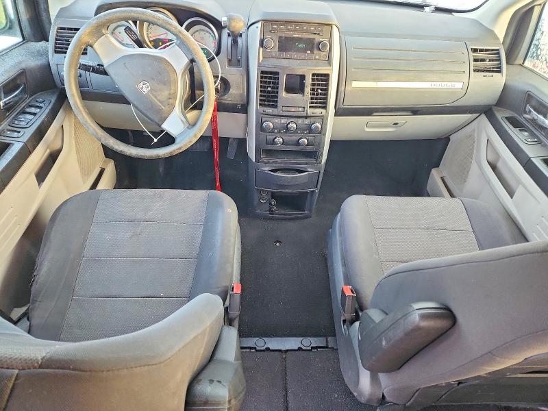 Photo 8 from auction – 2009 DODGE GRAND CARA with VIN 2D8HN44E79R700832