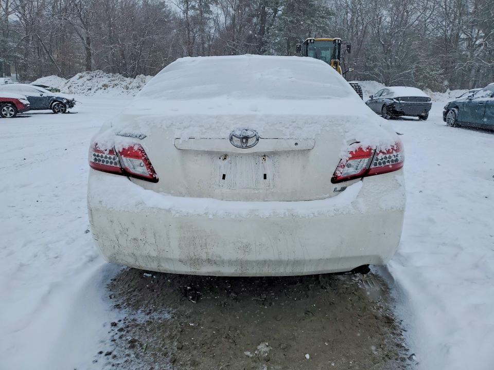 Photo 6 from auction – 2011 TOYOTA CAMRY BASE with VIN 4T1BF3EK8BU586277