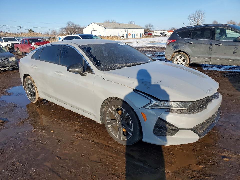 Photo 4 from auction – 2022 KIA K5 with VIN 5XXG64J28NG104164