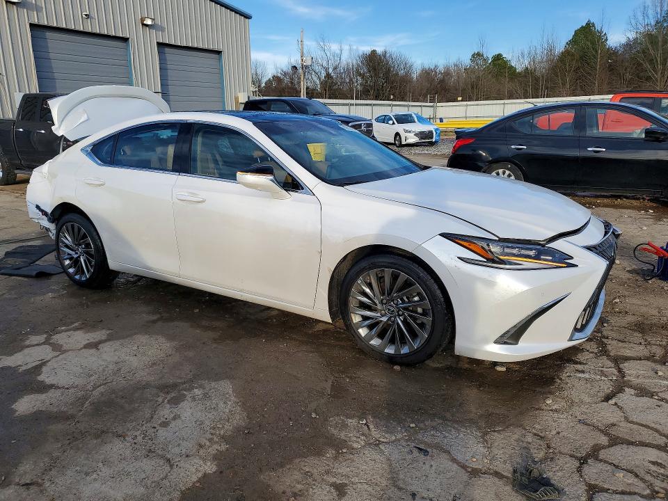 Photo 4 from auction – 2024 LEXUS ES 350 with VIN 58AFZ1B11RU169871