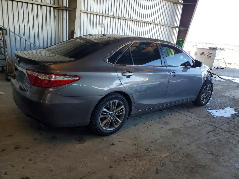 Photo 3 from auction – 2016 TOYOTA CAMRY with VIN 4T1BD1FK7GU196321