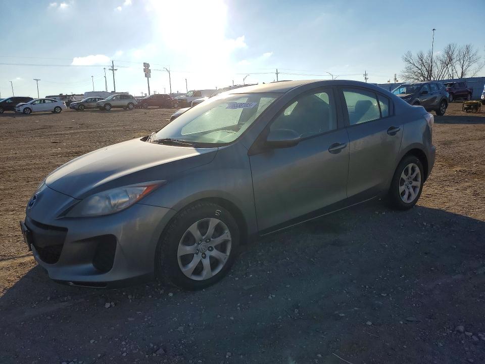 MAZDA 3 2012 with VIN JM1BL1UF5C1532668 - Photo from auction