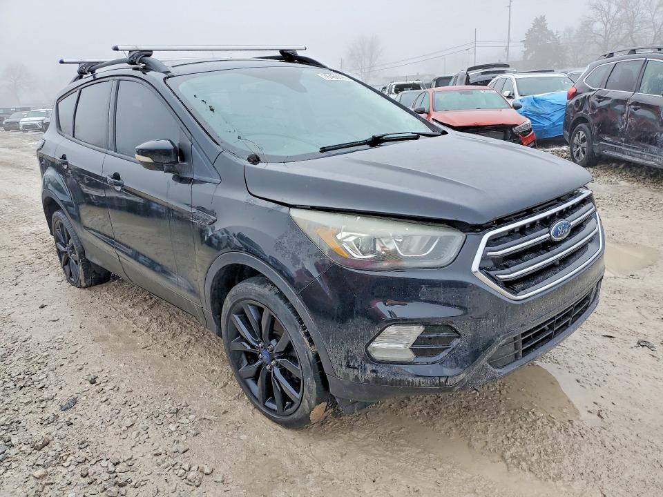 Photo 4 from auction – 2017 FORD ESCAPE TIT with VIN 1FMCU9J93HUC22227