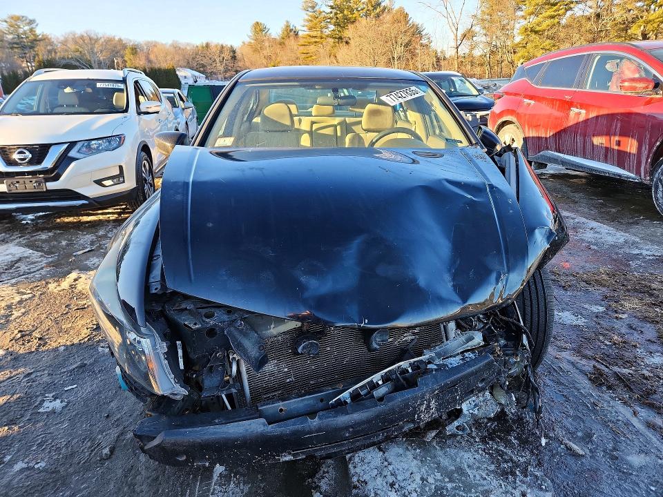 Photo 5 from auction – 2010 HONDA ACCORD LXP with VIN 1HGCP2F40AA030384