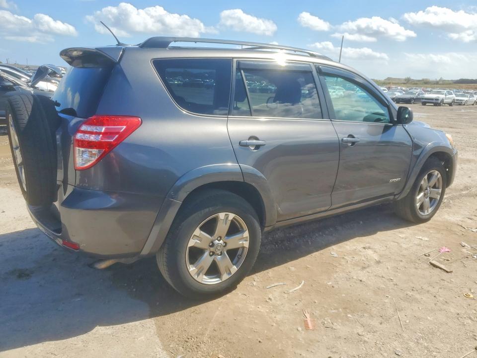 Photo 3 from auction – 2011 TOYOTA RAV4 SPORT with VIN 2T3WF4DV7BW068073