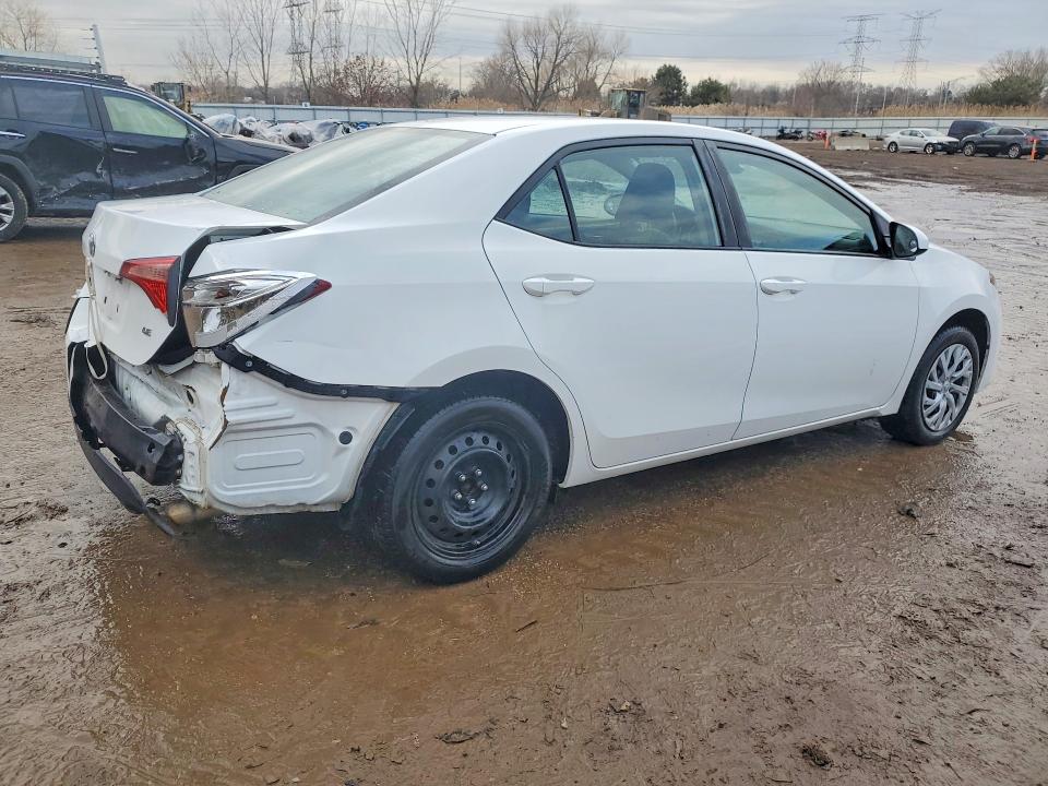 Photo 3 from auction – 2018 TOYOTA COROLLA L with VIN 5YFBURHE5JP816243