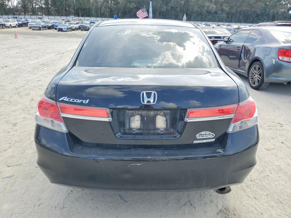 Photo 6 from auction – 2012 HONDA ACCORD with VIN 1HGCP2F67CA028376