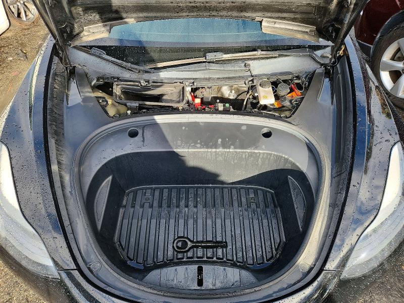 Photo 11 from auction – 2022 TESLA MODEL 3 with VIN 5YJ3E1EA7NF288484