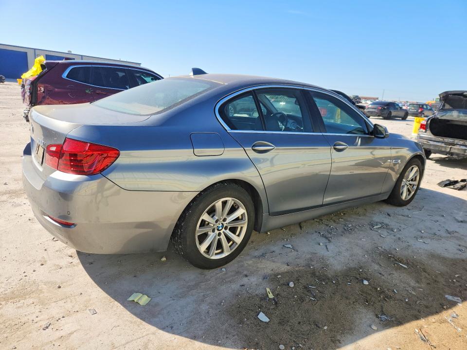 Фото 3 с аукциона – 2014 BMW 528 XI с VIN WBA5A7C54ED616817