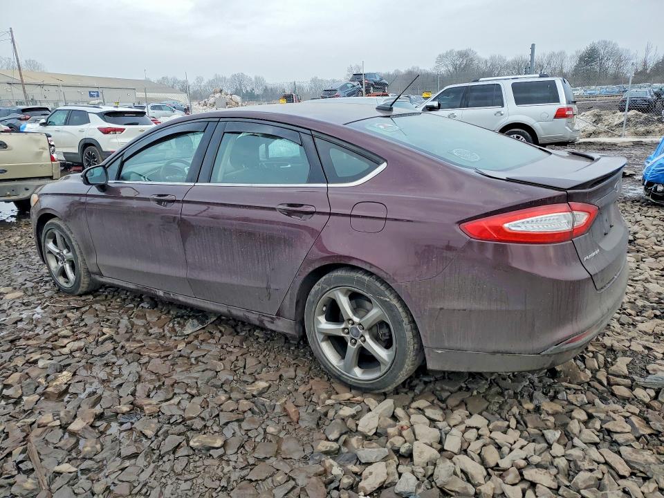 Photo 2 from auction – 2013 FORD FUSION with VIN 3FA6P0HR5DR277022