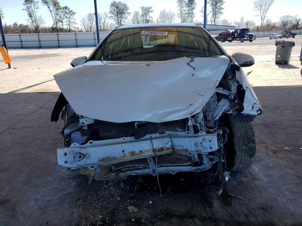 Photo 5 from auction – 2012 TOYOTA PRIUS C with VIN JTDKDTB39C1507788