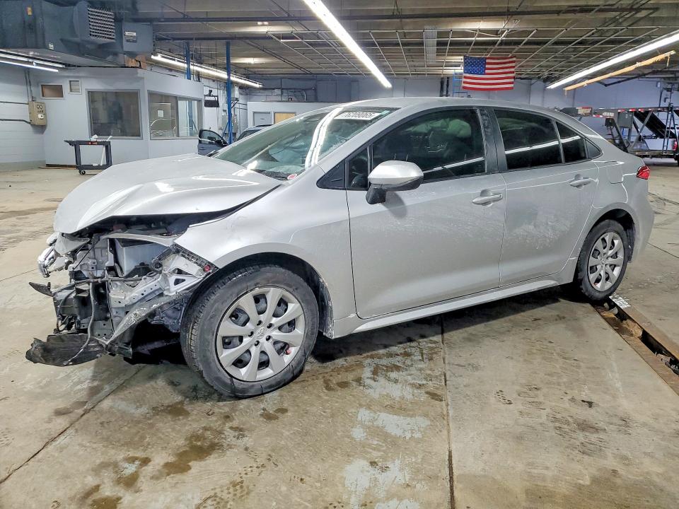 TOYOTA COROLLA 2024 with VIN JTDBCMFE0RJ024364 - Photo from auction